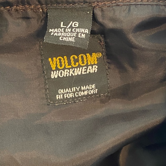 Volcom flannel large - Picture 3 of 3